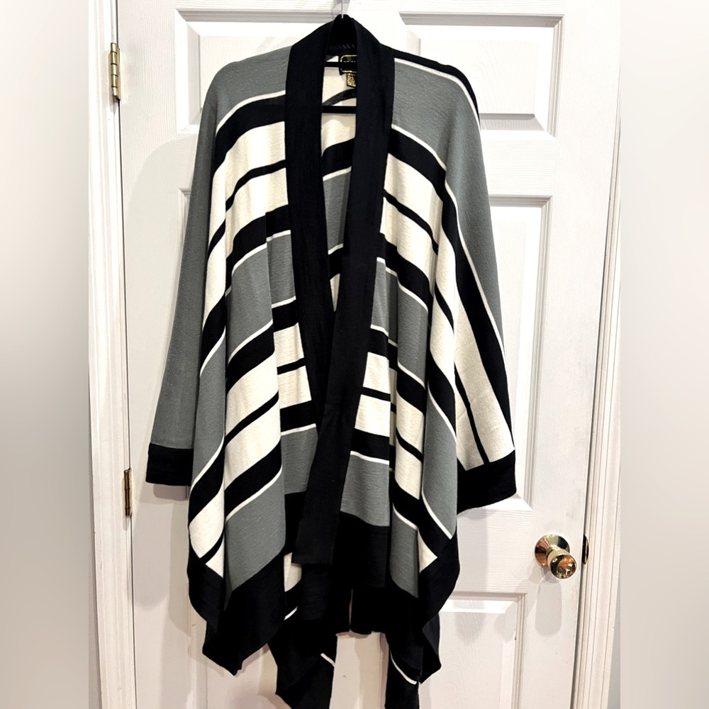 IVANA Sweater/Wrap. No signs of wear. Black,Gray & White. One size fits most.